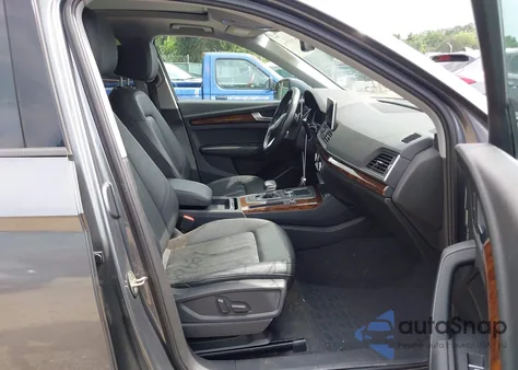 2018 Audi Q5 2.0T Premium/2.0T Tech Premium z USA, uszkodzony, nr VIN WA1ANAFY5J2016221